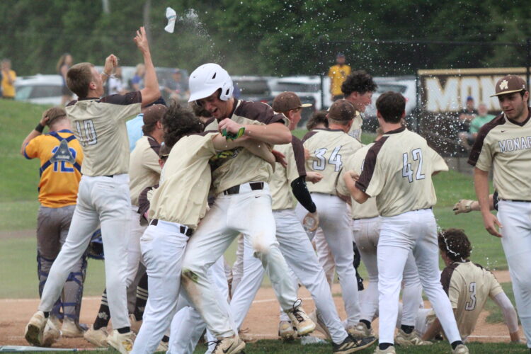 Monarchs Walkoff Sends John Marshall To First State Tournament Appearance Since 2009